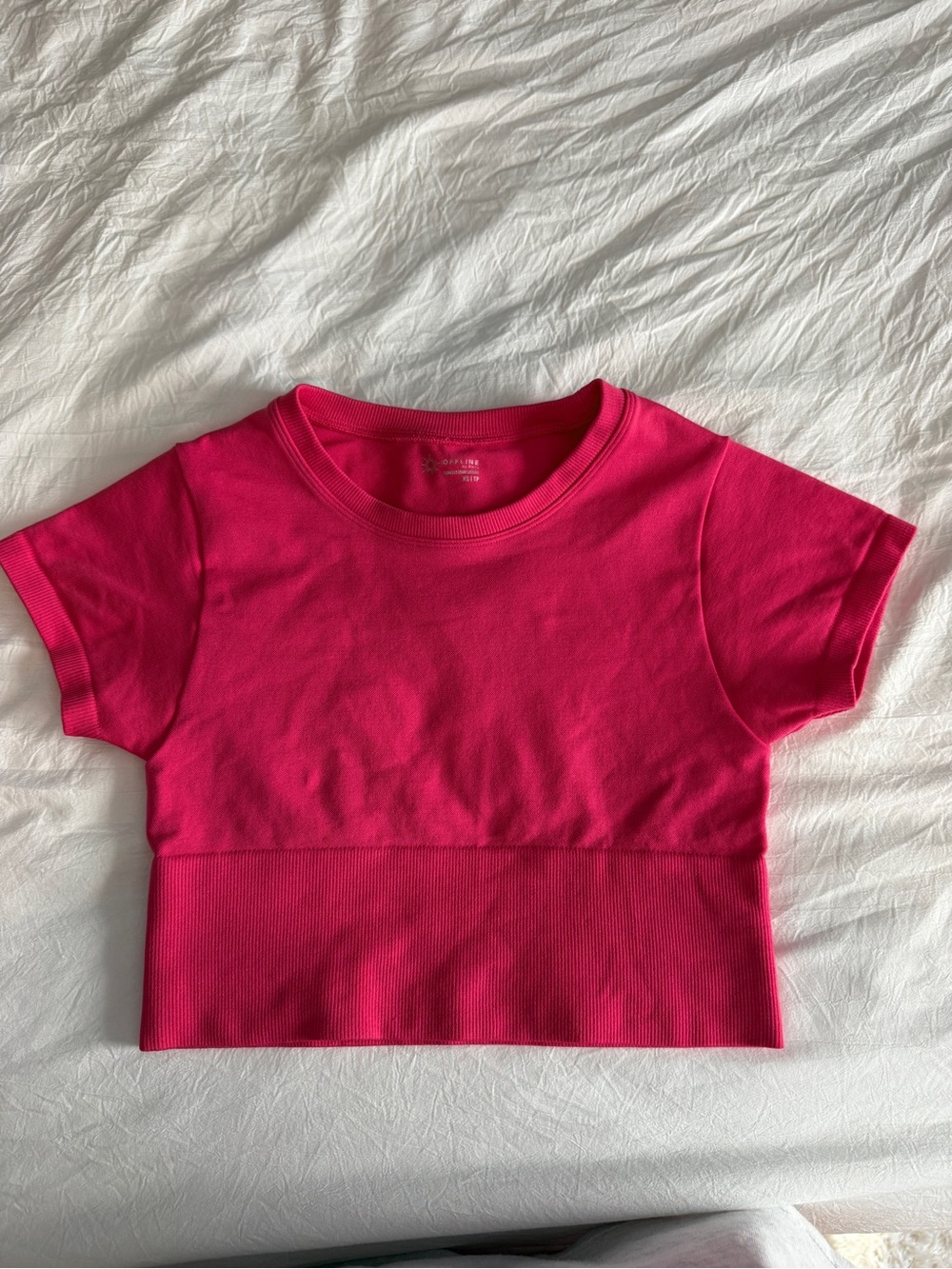 Aerie offline hot pink crop top in XS